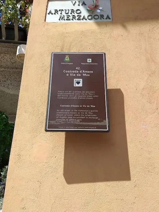 La Casa Sul Lago Angera 0*,